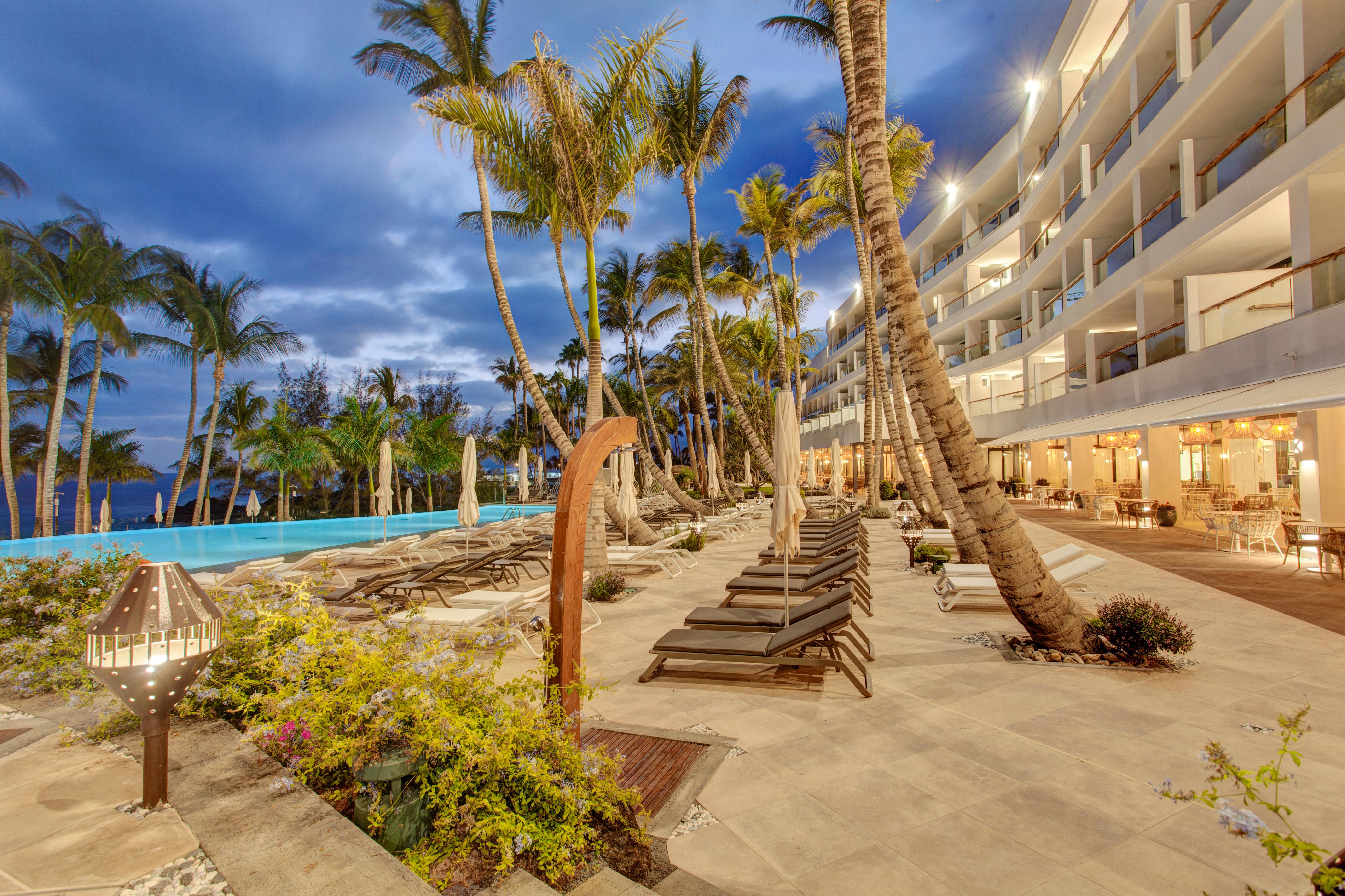 Hotel Fariones Puerto del Carmen  Exterior photo